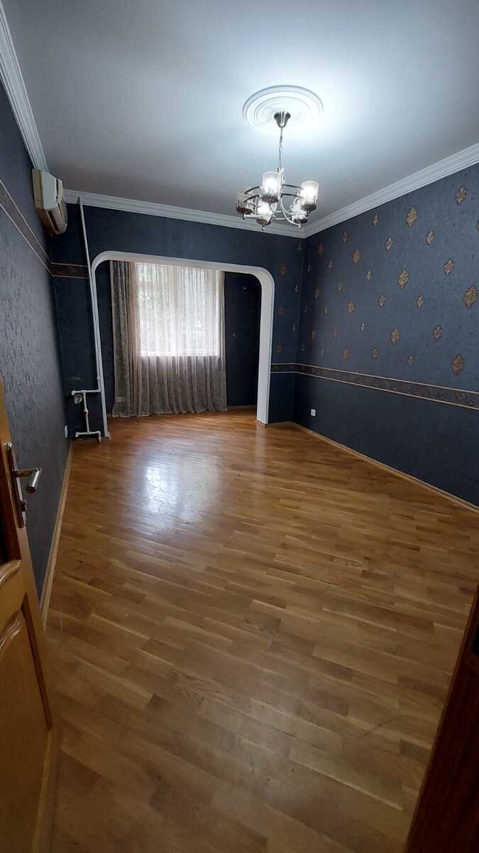 İcarəyə verilir 3 otaqlı köhnə tikili 105 m² — Mənzil, Bakı (4)