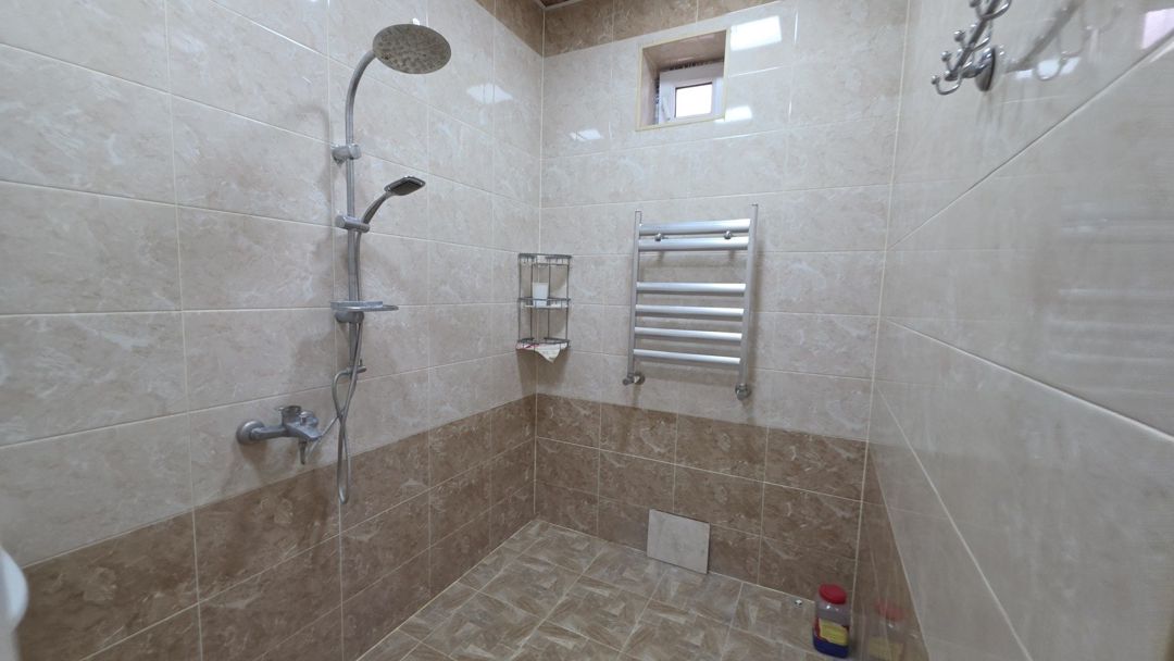 Satılır 4 otaqlı həyət evi/bağ evi 160 m² — Ev, villa, Bakı (11)