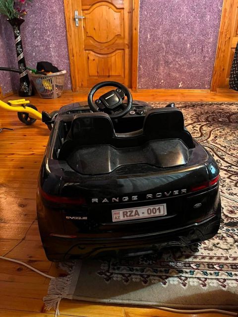 Uşaq üçün elektrikli avtomobil – Range Rover Evoque stilində - Rəng — Xırdalan
