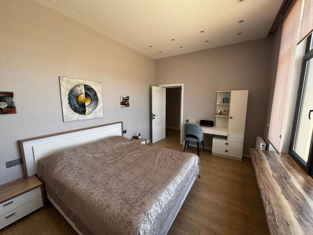 Satılır 5 otaqlı həyət evi/bağ evi 250 m² — Ev, villa, Bakı (10)
