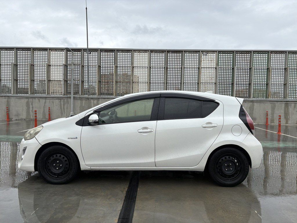 Toyota Aqua, 1.5 L, 0.9 kWh, 2016 il, 470 000 km — Avtomobillər, Bakı (2)