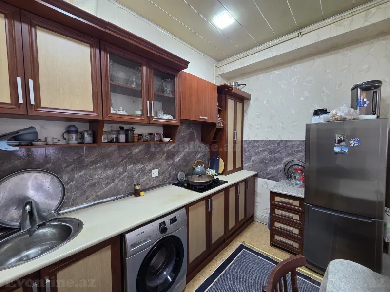 Satılır 2 otaqlı Mənzil Yeni tikili 75 m² Bakı, Binəqədi r., Azadlıq prospekti m., 7-ci mikrorayon — Mənzil, Bakı (7)