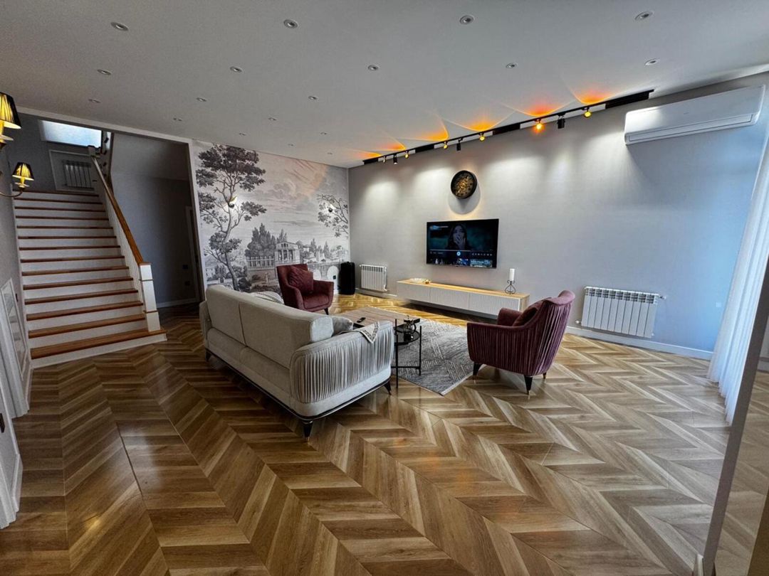 Satılır 5 otaqlı həyət evi/bağ evi 250 m² — Ev, villa, Bakı (2)