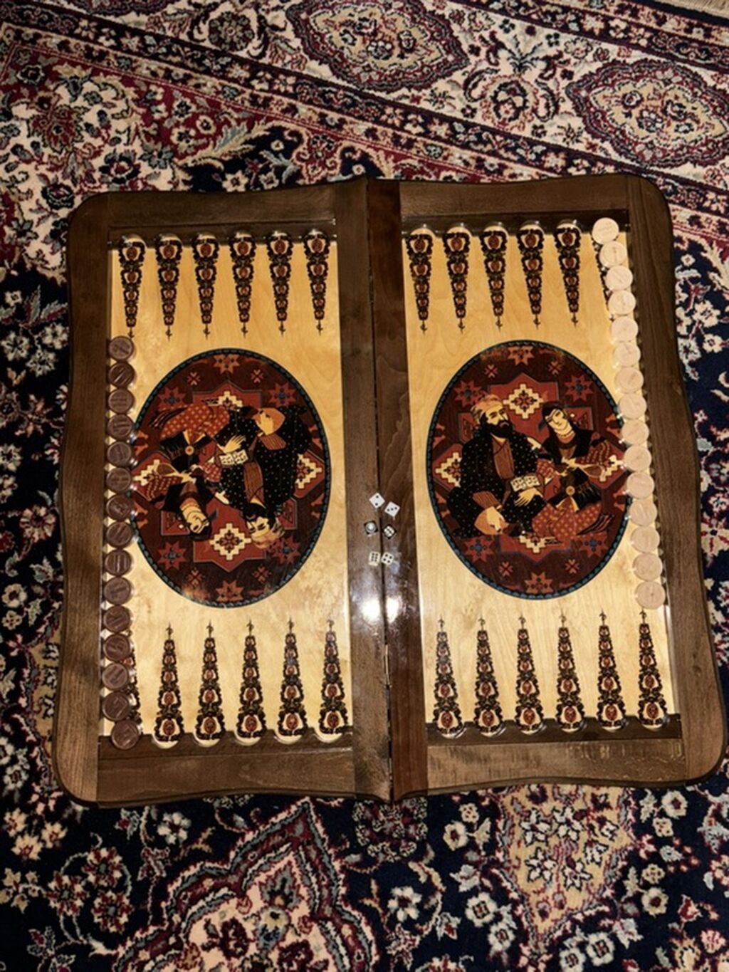 Qoz ağacından hazırlanmış nərd satılır. Təbii qoz ağacı, möhkəm — Şax, şəkəh, nard, Bakı (5)