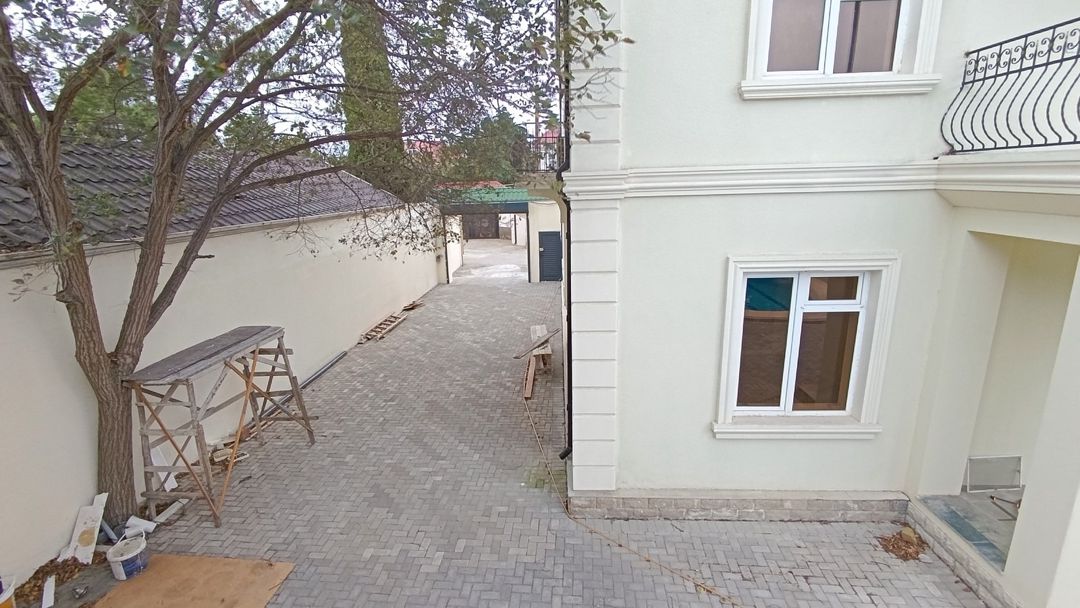 Satılır 6 otaqlı həyət evi/bağ evi 303 m² — Ev, villa, Bakı (9)