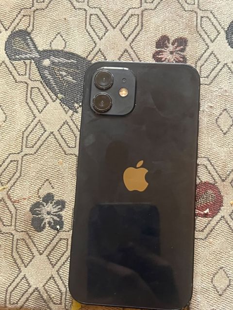 IPhone 12, Qara — Gəncə