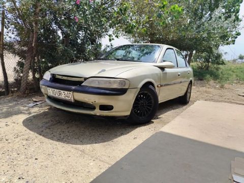 Opel Vectra, 1.8 L, 1996 il, 400 000 km — Şirvan