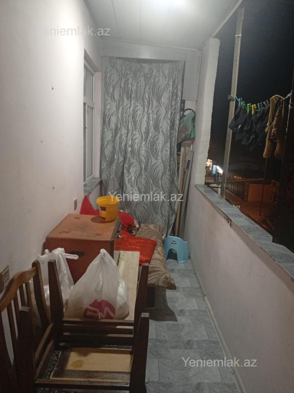 Satılır 3 otaqlı Bina evi menzil (Köhnə tikili), 70 m², 6-cı mikrorayon — Mənzil, Sumqayıt (11)