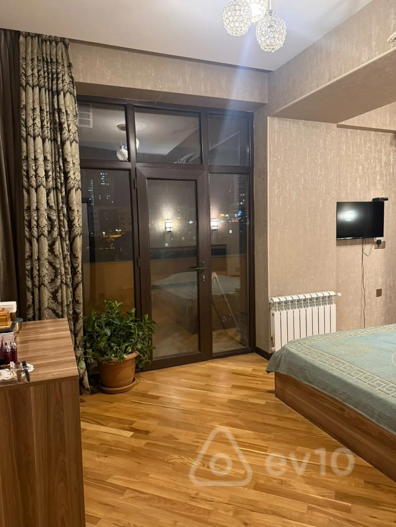 2 otaqlı mənzil, 92 m², Elmler BDU nun yaxinligi — Mənzil, Bakı (2)