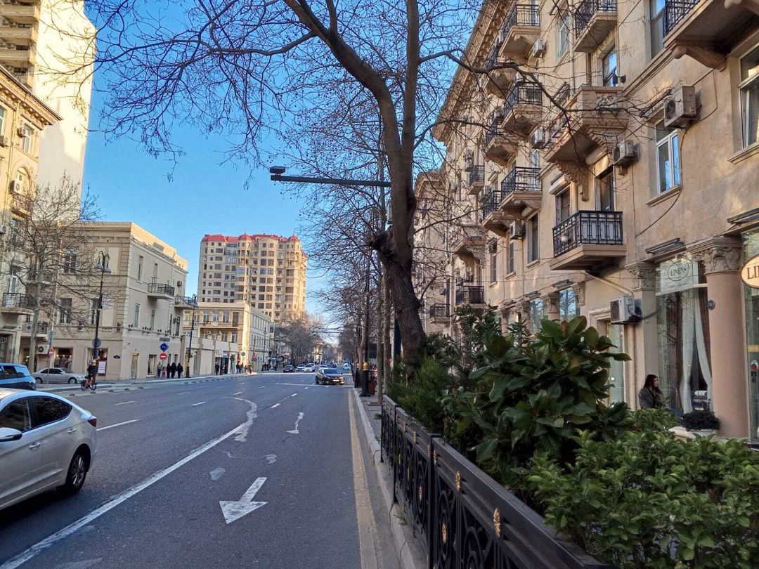 İcarəyə verilir 1 otaqlı köhnə tikili 53 m² — Mənzil, Bakı (3)