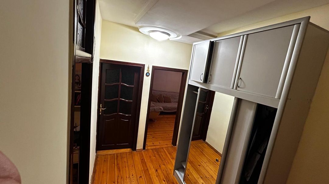 Satılır 4 otaqlı köhnə tikili 100 m² — Mənzil, Bakı (11)
