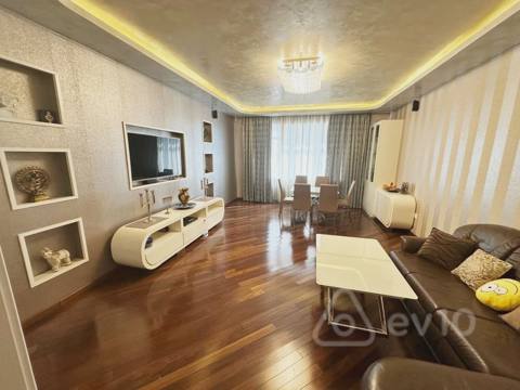 2 otaqlı mənzil, 153 m², Abbasqulu Abbaszadə küç. — kirayə — Fəridə x. — Пәтер