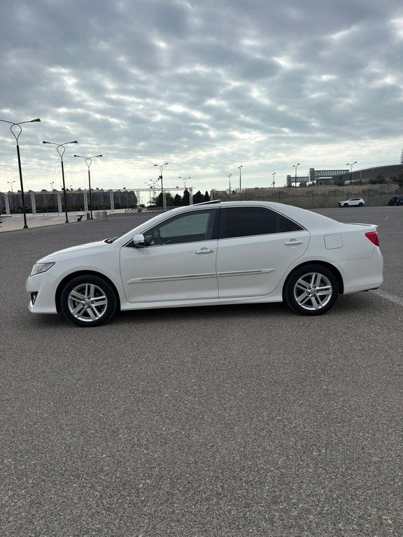 Toyota Camry, 2.5 L, 2013 il, 288 000 km — Avtomobillər, Bakı (3)