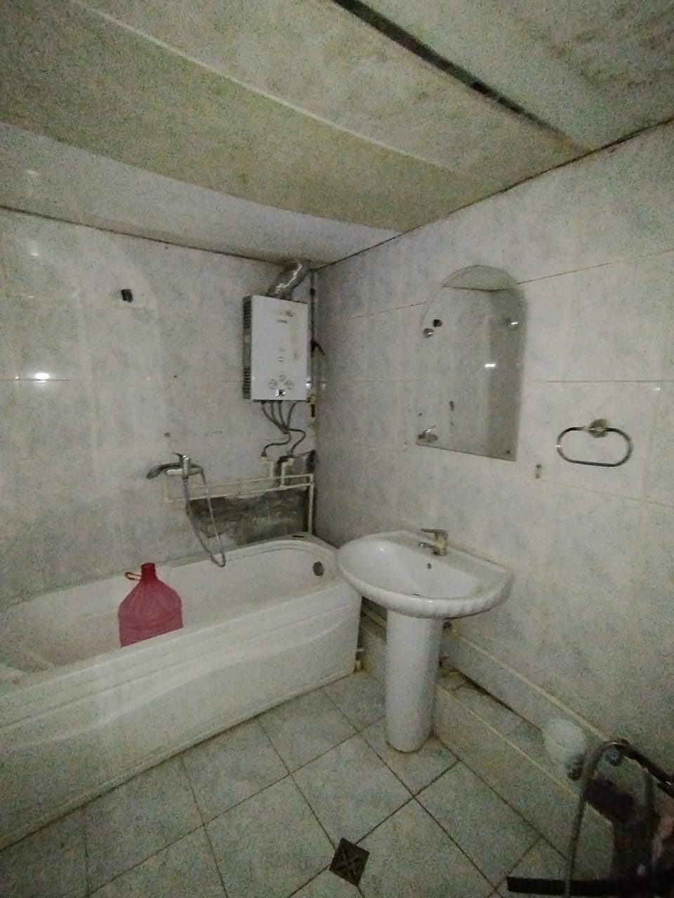 Satış: 4 otaqlı Köhnə tikili, 100 m², Xətai rayonu — Mənzil, Bakı (8)