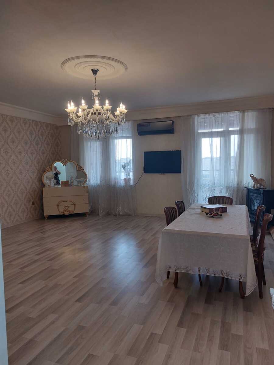 Satılır 4 otaqlı yeni tikili 150 m² — Mənzil, Bakı