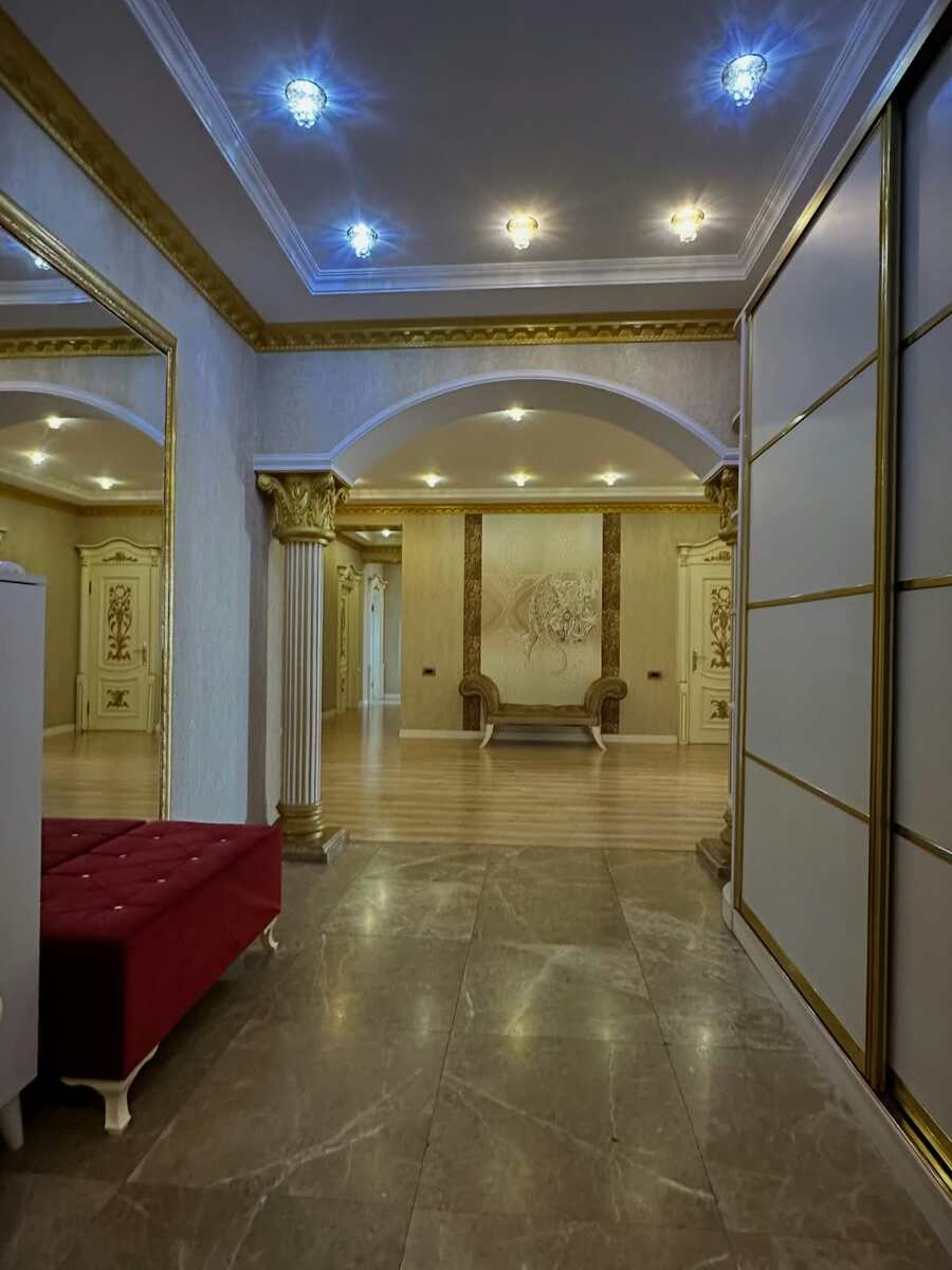 Satılır 5 otaqlı yeni tikili 265 m² — Mənzil, Bakı (12)