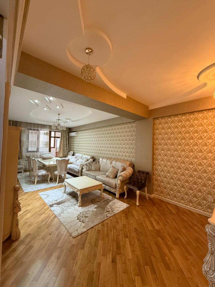 Satılır 3 otaqlı yeni tikili 140 m² — Mənzil, Bakı (2)