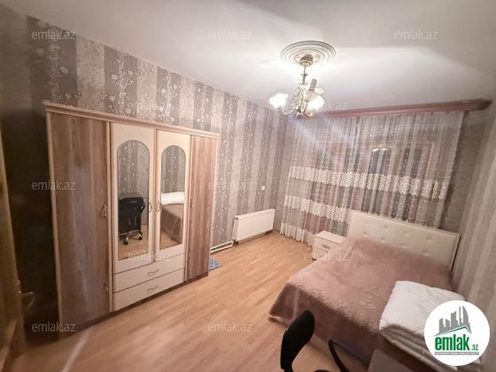 Satılır 2 otaqlı 70 m² köhnə tikili Xalqlar Dostluğu m — Mənzil (2)