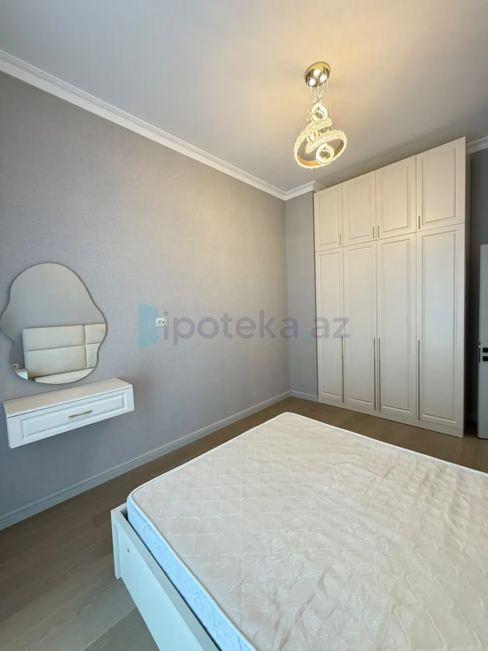 Satılır: 3 Otaq, Yeni tikili, Nərimanov r., 81.00 m² — Bakı