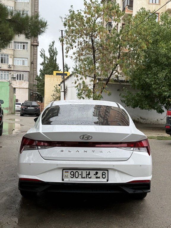 Hyundai Elantra, 1.6 L, 2022 il, 100 000 km — Avtomobillər, Bakı (7)