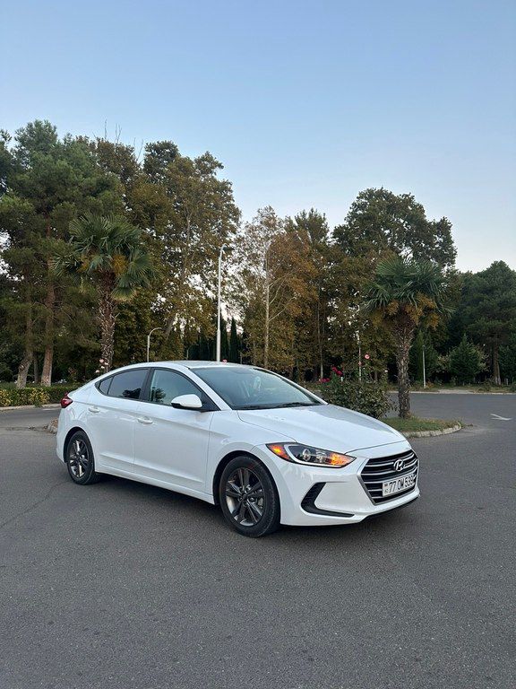 Hyundai Elantra, 2.0 L, 2018 il, 117 000 km 77-OM-539 — Avtomobillər, Yevlax (4)
