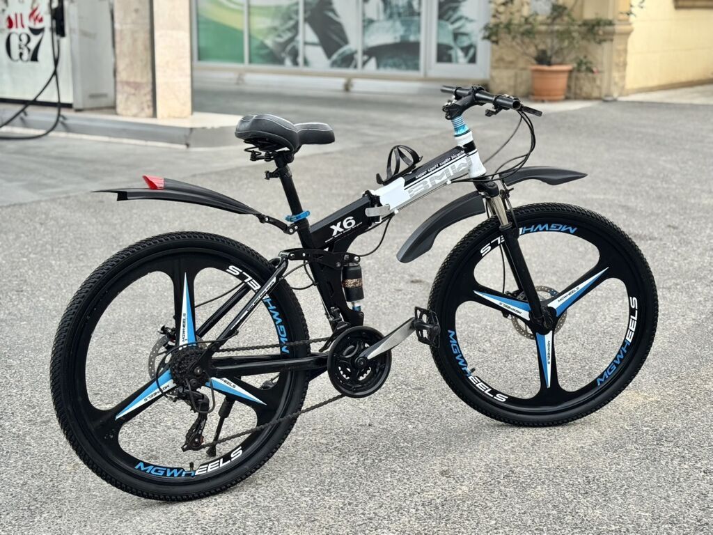 Velosiped BMW 26 Lıq Skorsnoy. Ela veziyyetdedir.Heç bir problemi — Yol velosipedləri, Sumqayıt (3)