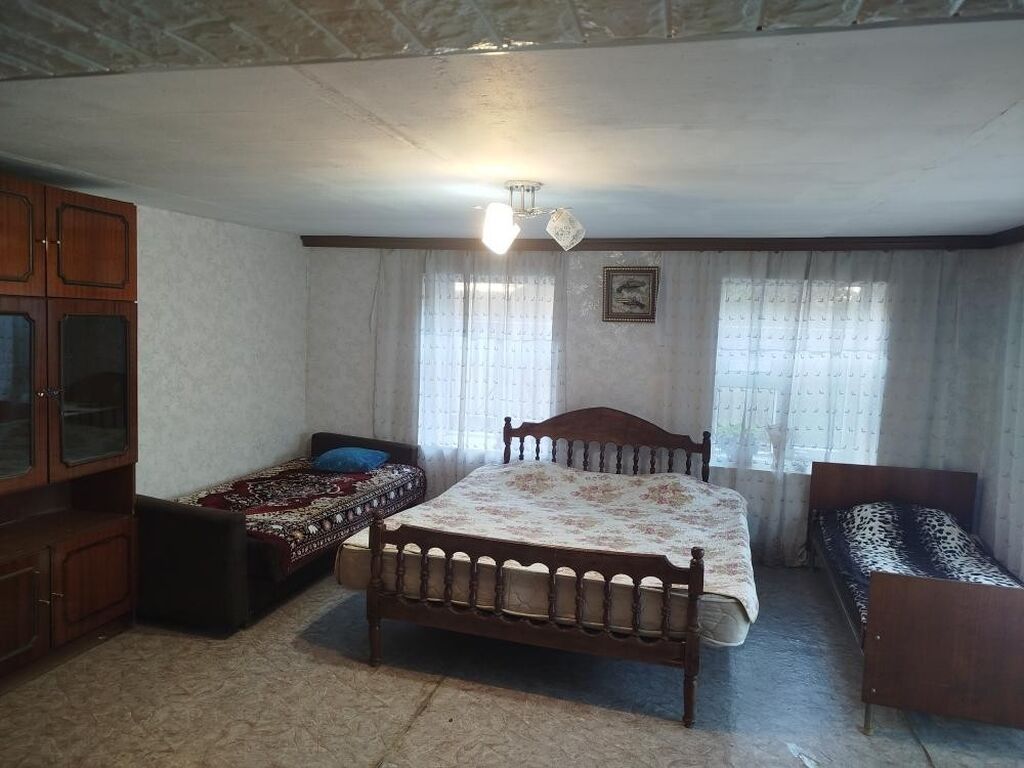 Lənkəranda kiçiy bazarda Xazaykalı ev kiraye verilir. Yolları ayrıdı — Mənzil, Lənkəran (2)