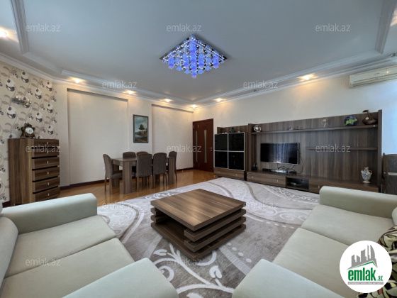 Satılır 5 otaqlı 285 m² yeni tikili 28 May m — Mənzil (3)