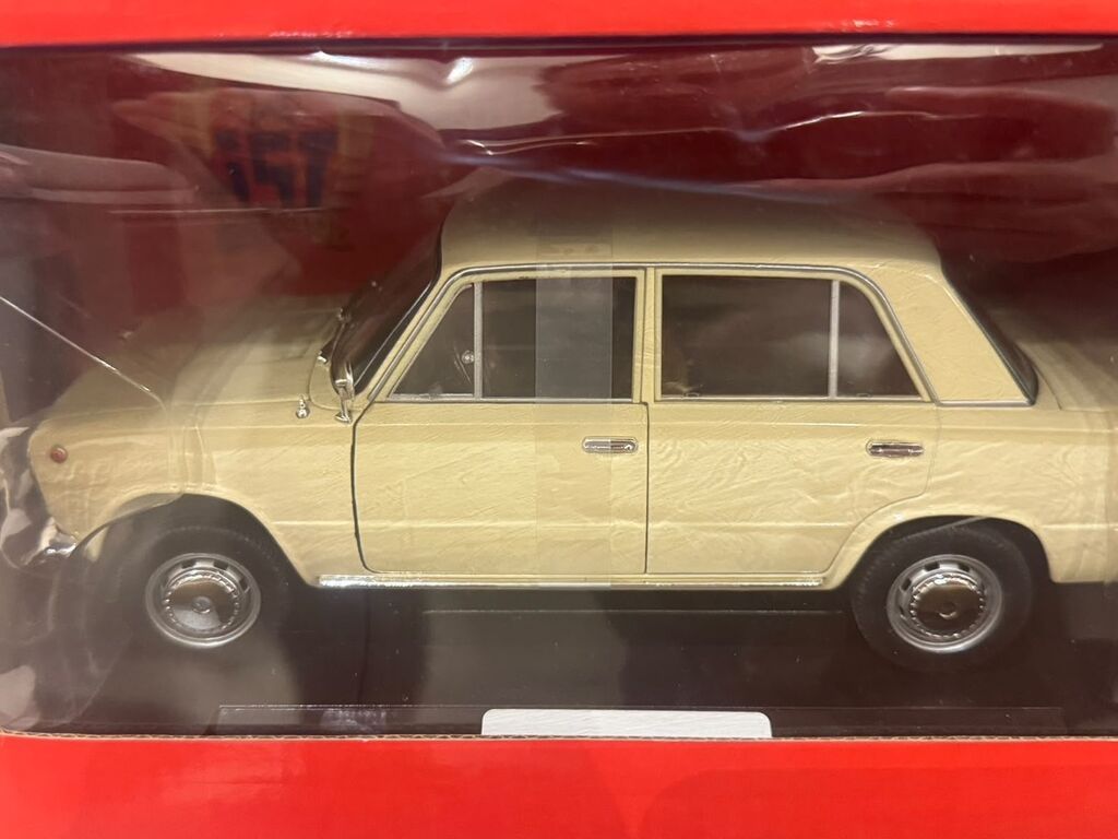 Fiat, 1966 il, 1:18, Dəmir — Modellar, Bakı (8)