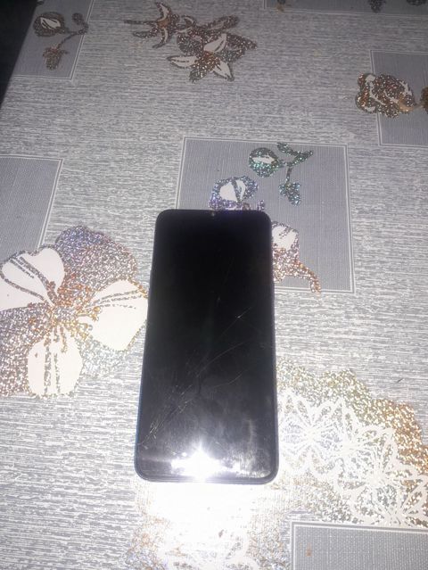 Realme 64 GB, rəng - Mavi, Qırıq — Bakı