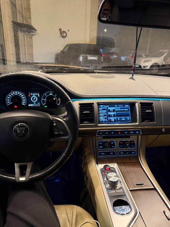 Jaguar XF, 2.2 L, 2015 il, 249 000 km 77-MX-045 — Avtomobillər, Bakı (8)