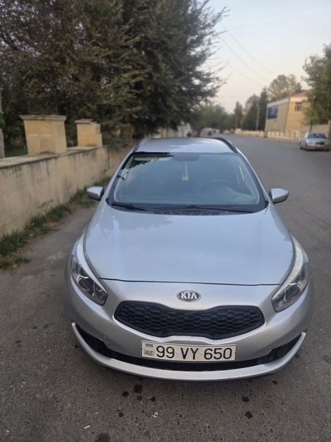Kia Ceed SW, 1.4 L, 2012 il, 394 482 km — Bərdə