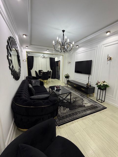 Satılır 3 otaqlı köhnə tikili 65 m² — Bakı