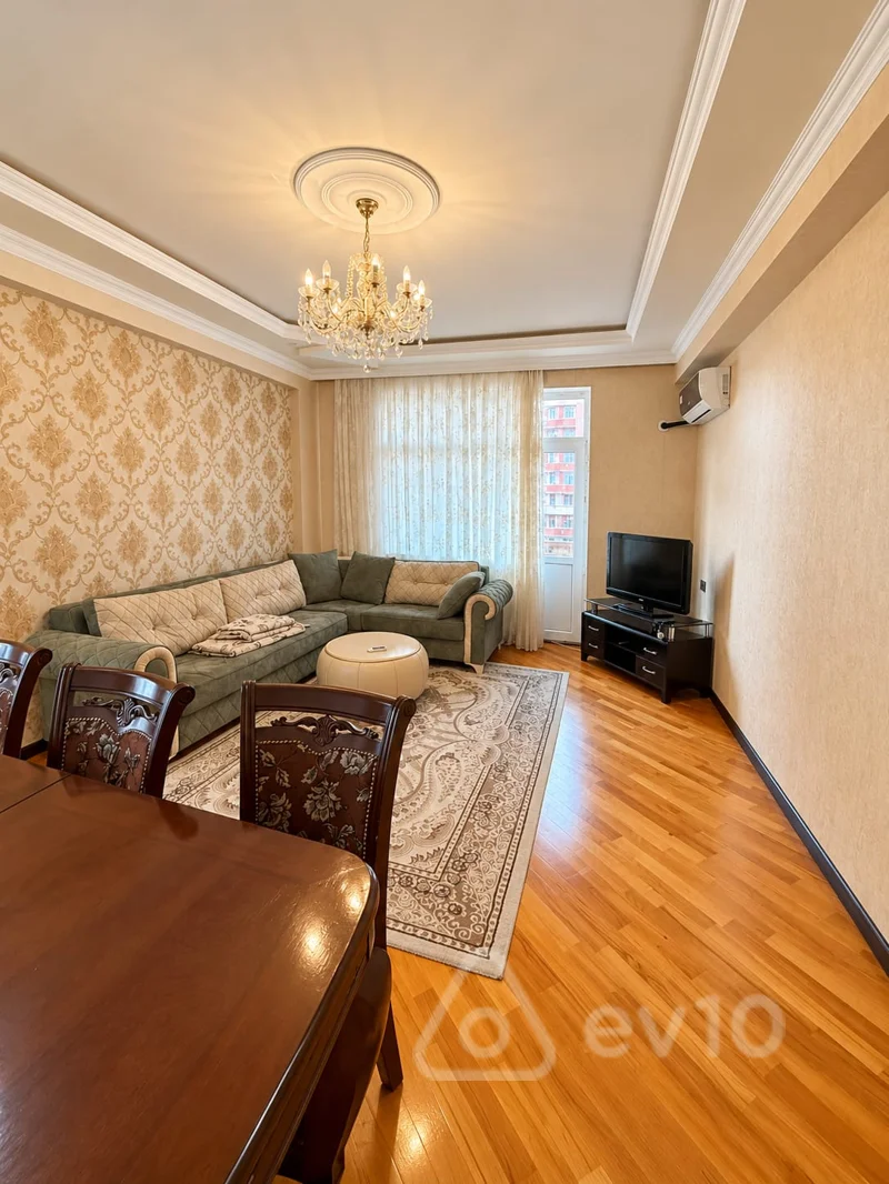 3 otaqlı mənzil, 125 m², Sübhi Salayev küçəsi — kirayə — Bakı