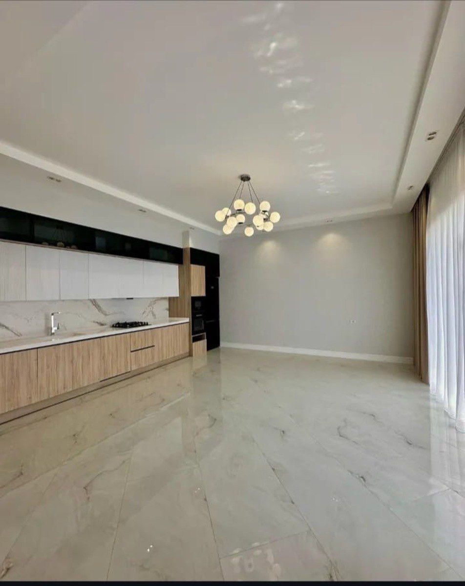 Satılır 4 otaqlı həyət evi/bağ evi 200 m² — Ev, villa, Bakı (11)