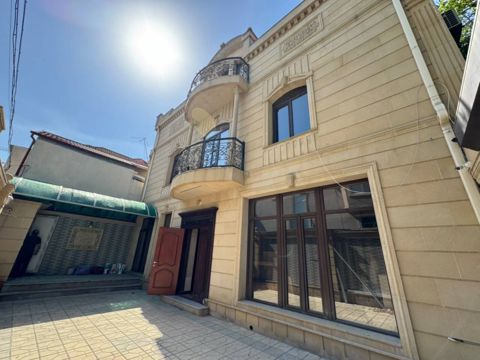 Satılır 6 otaqlı həyət evi/bağ evi 565 m² — Bakı