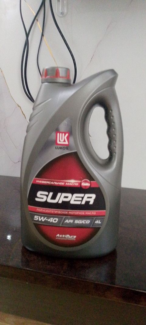 Lukoıl Super 5W-40 mühərrik yağı - Tip: Yarım‑sintetik — Xırdalan