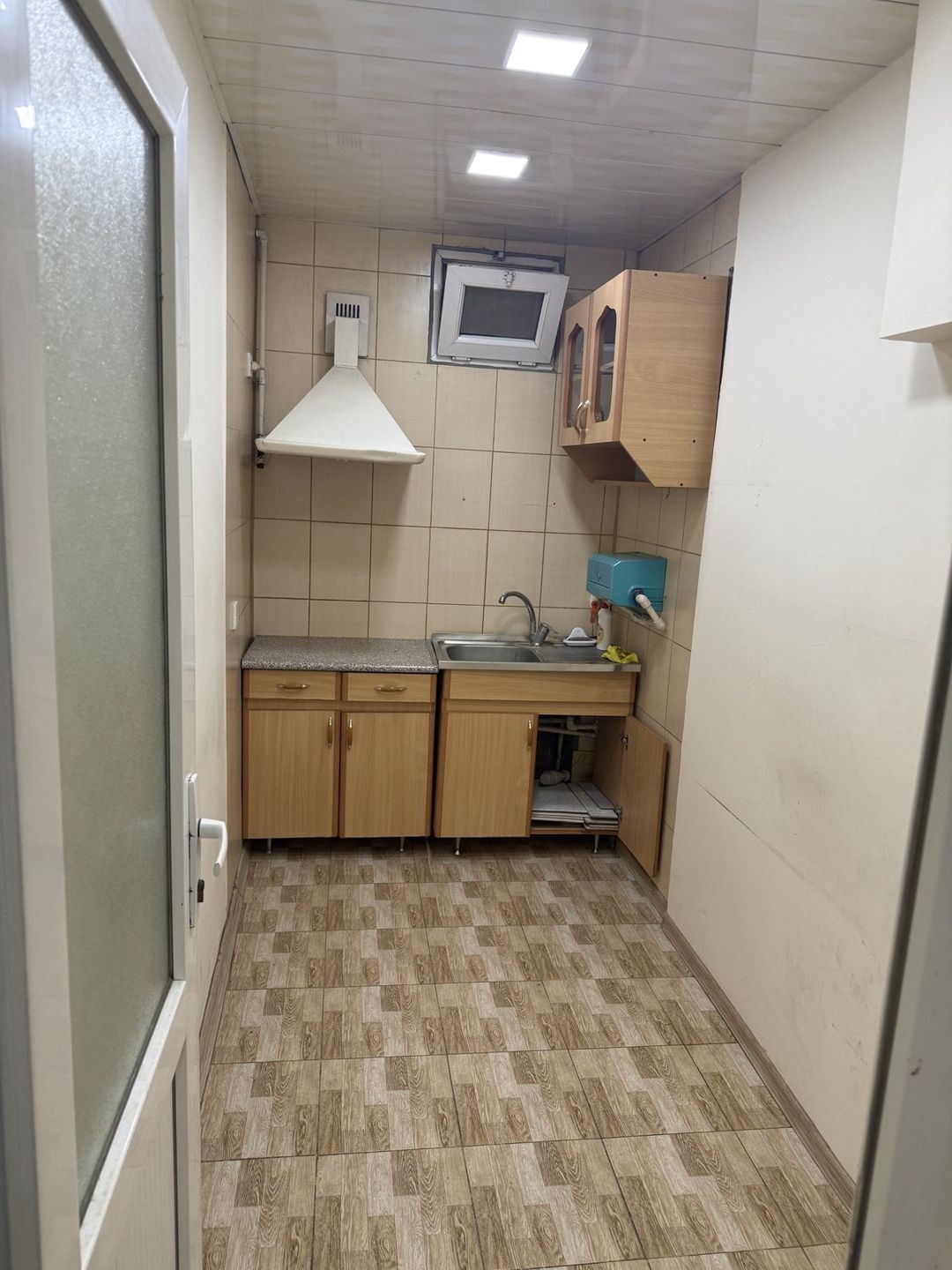 Satılır 4 otaqlı köhnə tikili 110 m² — Mənzil, Bakı (6)