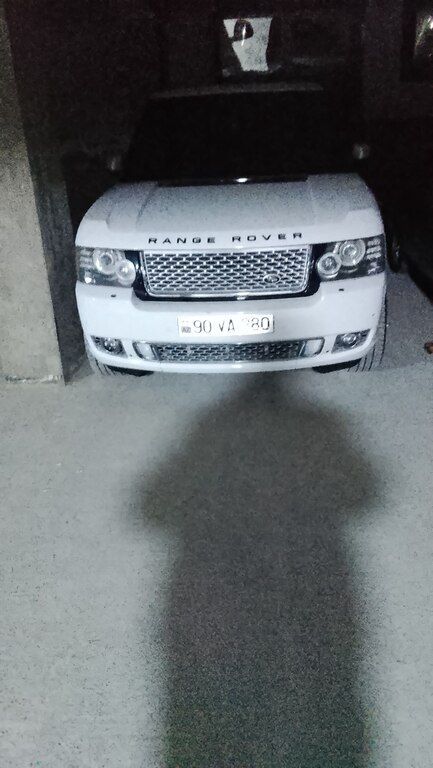 Land Rover Range Rover, 5.0 L, 2010 il, 190 000 km 90-VA-280 — Avtomobillər, Bakı (4)