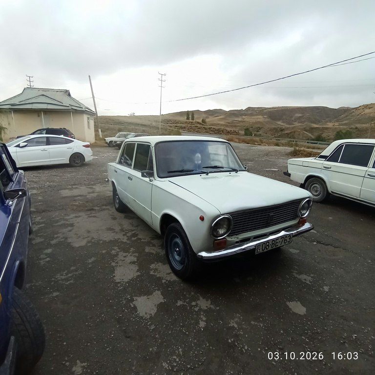 Lada (VAZ) 21011, 1.3 L, 1976 il, 600 000 km 08-BE-763 — Avtomobillər, Şəki (4)