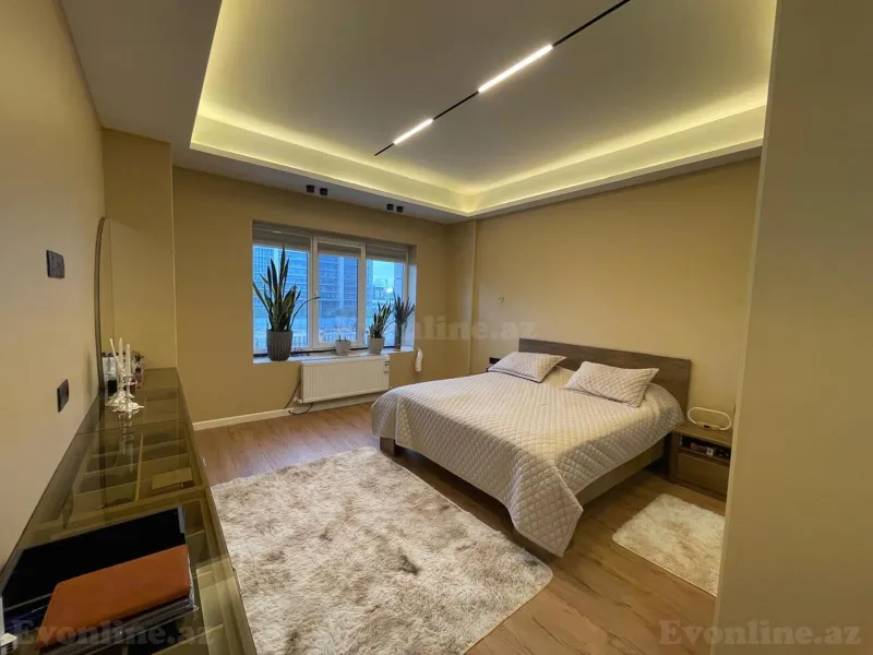 Kirayə verilir 3 otaqlı Mənzil Yeni tikili 150 m² Bakı, Xətai r., Ağ şəhər — Mənzil, Bakı (7)