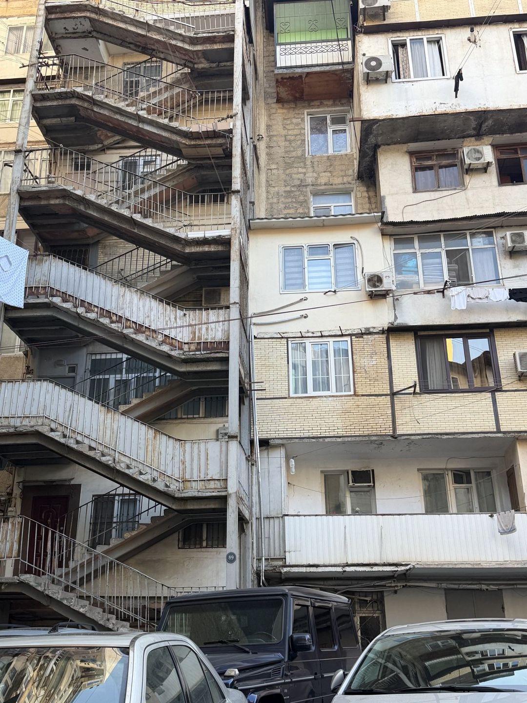 Satılır 3 otaqlı köhnə tikili 75 m² — Mənzil, Bakı (2)