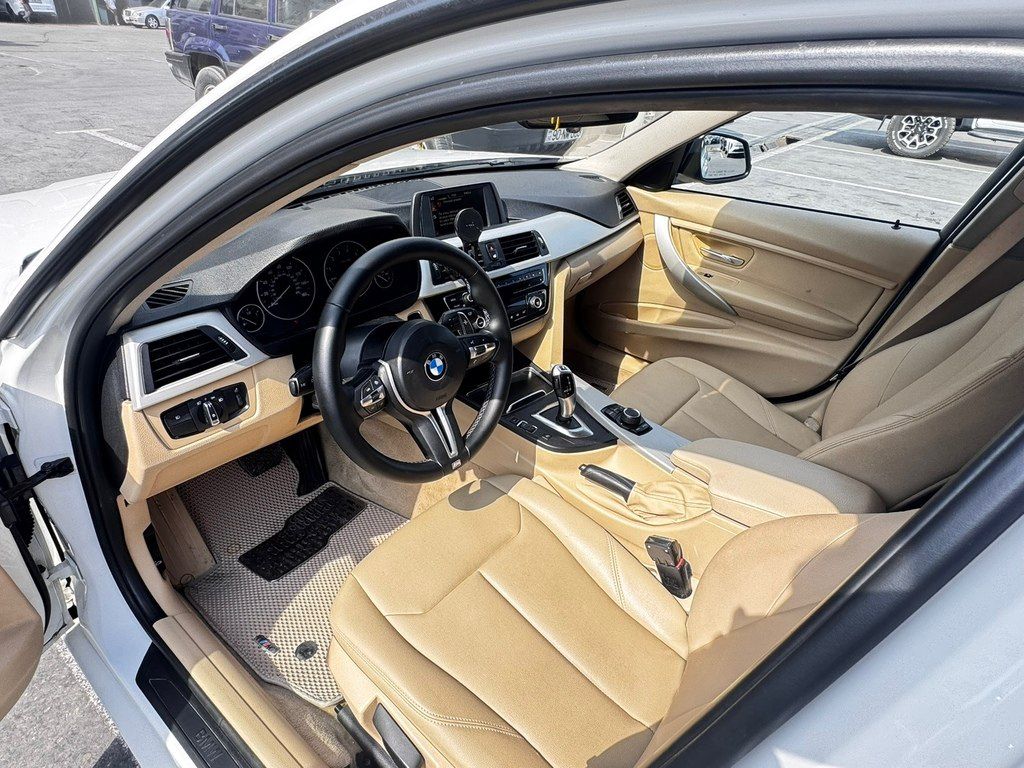 BMW 330, 2.0 L, 2016 il, 270 000 km 10-TM-777 — Avtomobillər, Bakı (9)