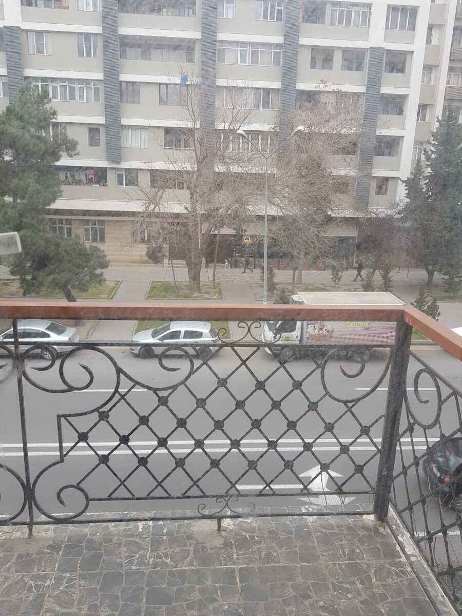 Satılır 3 otaqlı köhnə tikili 75 m² — Mənzil, Bakı (2)