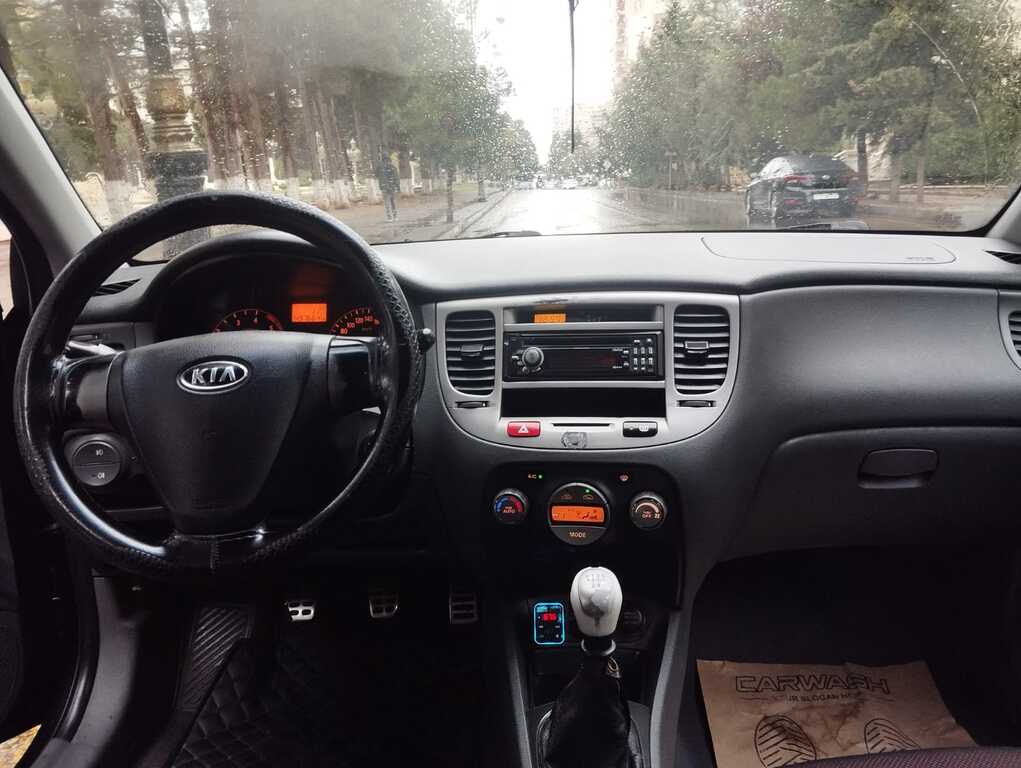 Kia Rio, 1.5 L, 2006 il, 400 000 km — Avtomobillər, Bakı (5)