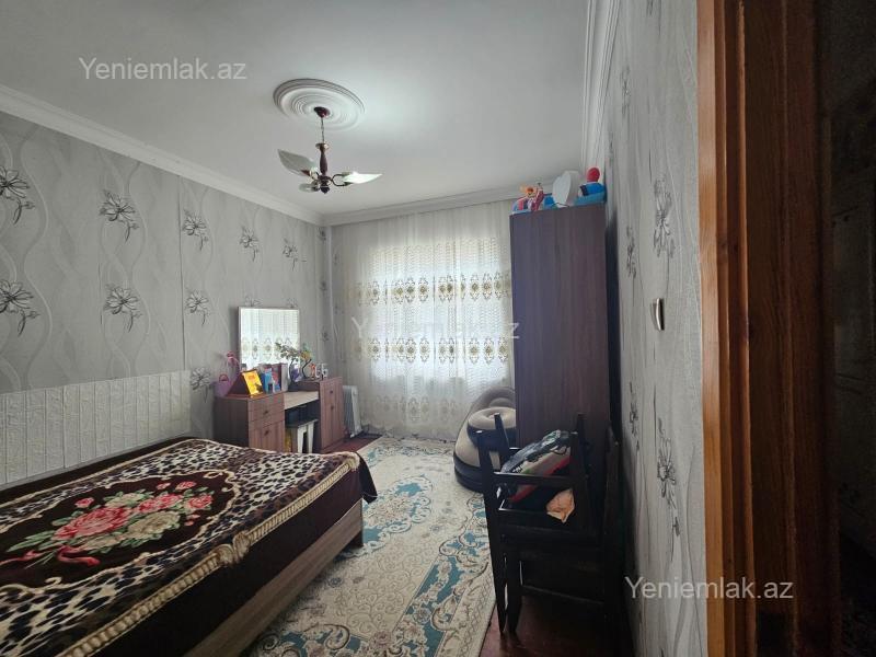Satılır 2 otaqlı Bina evi menzil (Köhnə tikili), 60 m², 10-cu mikrorayon — Mənzil, Sumqayıt (12)