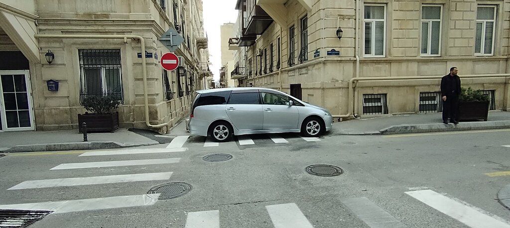 Mitsubishi Grandis, 2.4 L, 2003 il, 341 553 km 88-BL-543 — Avtomobillər, Mingəçevir (3)