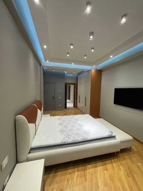 İcarəyə verilir 4 otaqlı yeni tikili 180 m² — Mənzil, Bakı (11)