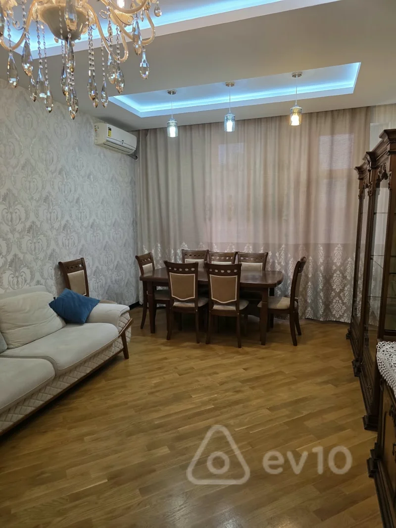 3 otaqlı mənzil, 110 m², Süleyman Vəzirov küç. — kirayə — Bakı
