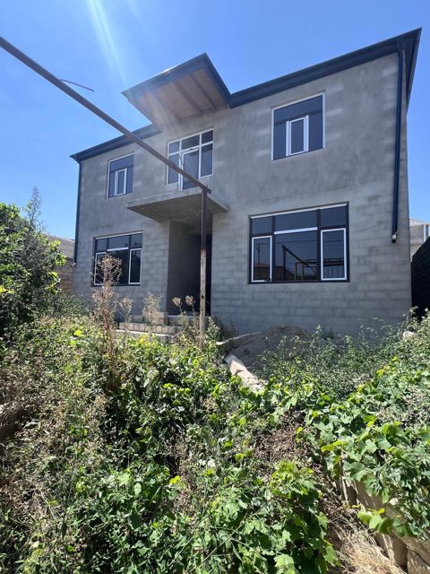 Satılır 4 otaqlı həyət evi/bağ evi 172 m² — Bakı